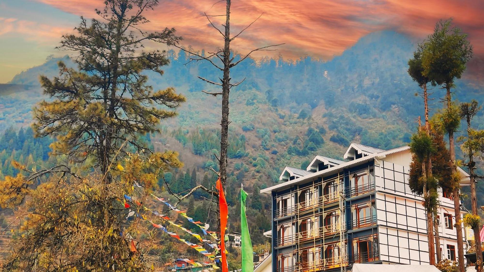Mount Bayul Shangri-La Resort ラチャング エクステリア 写真