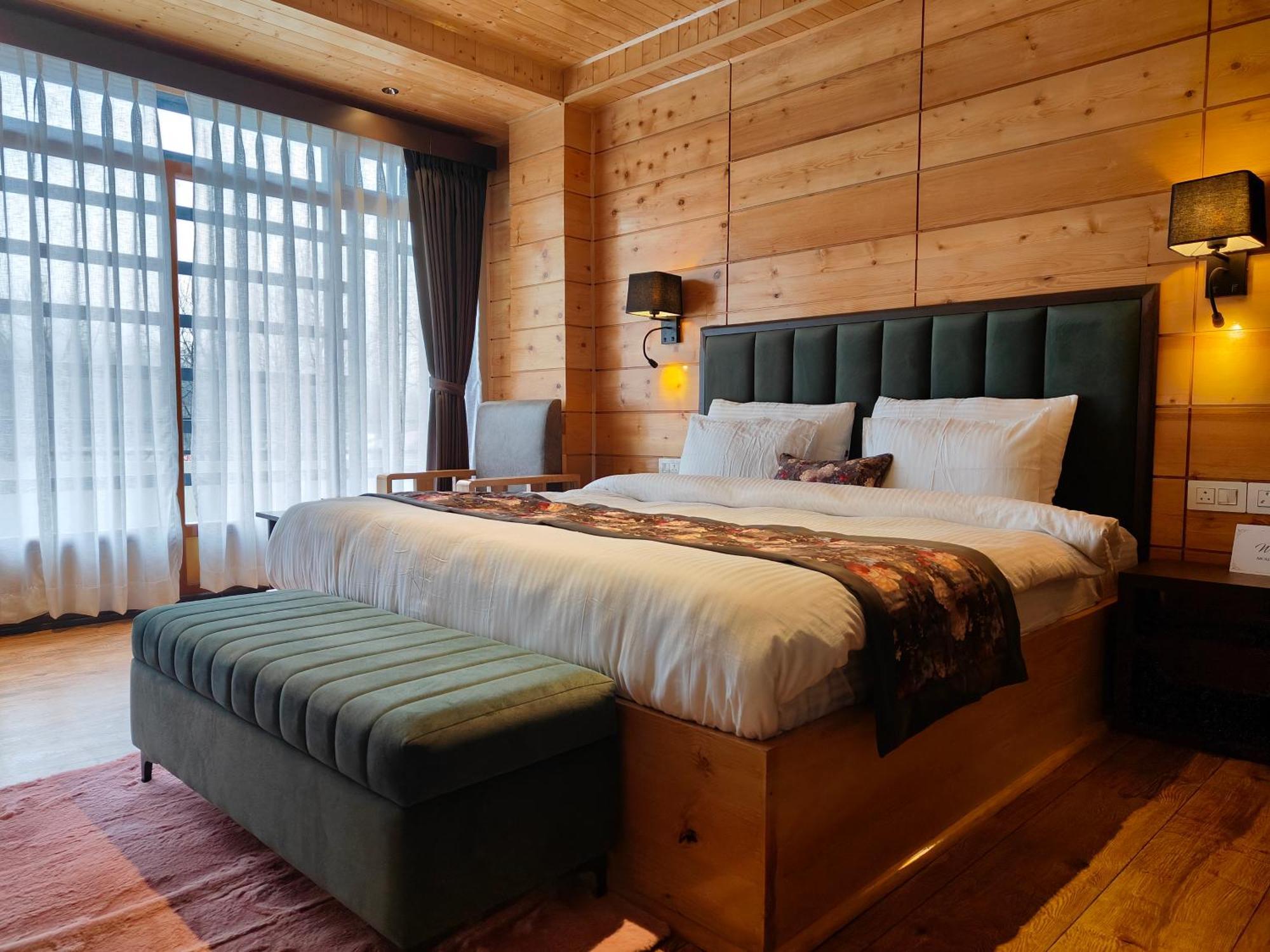 Mount Bayul Shangri-La Resort ラチャング エクステリア 写真