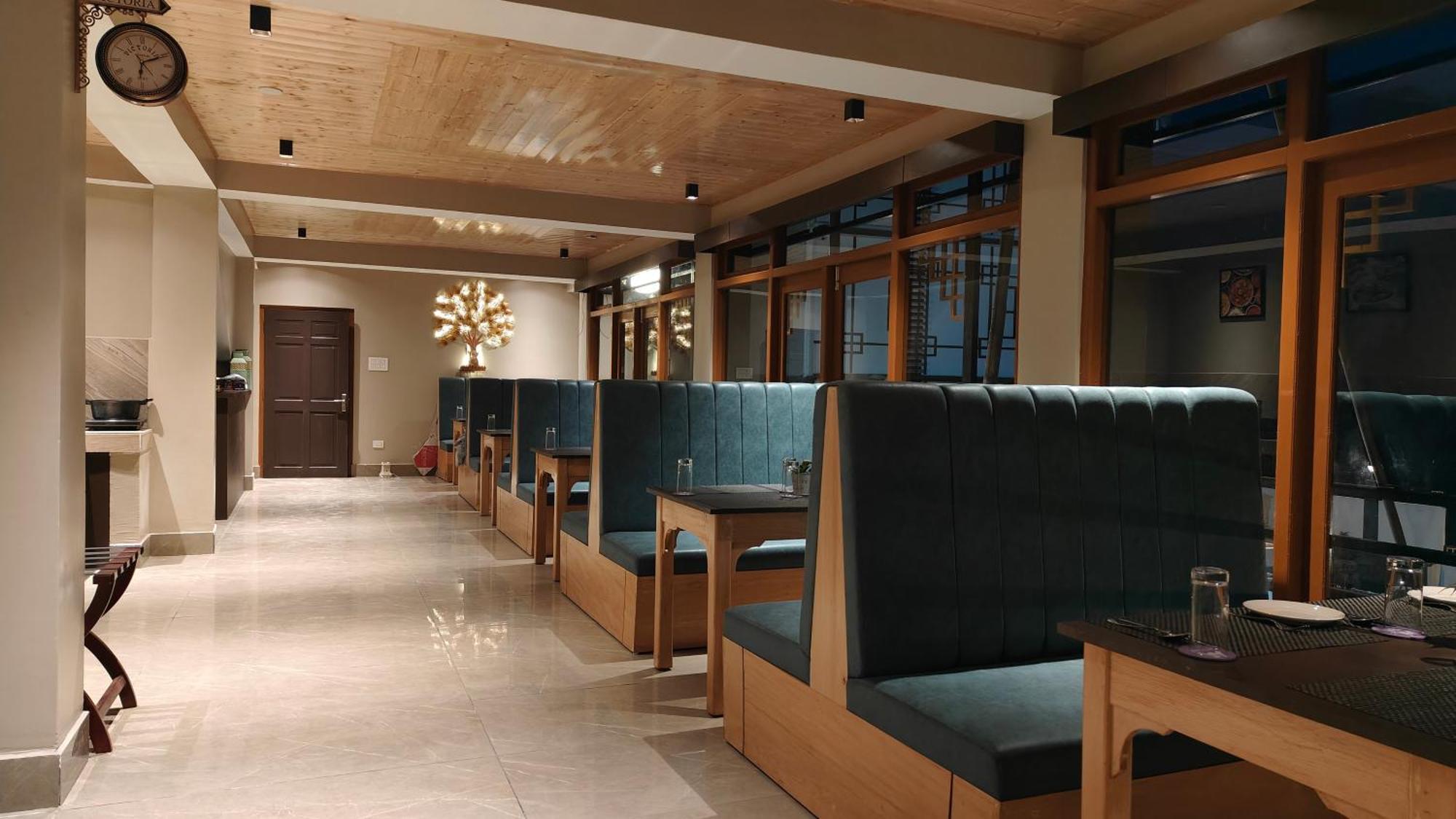 Mount Bayul Shangri-La Resort ラチャング エクステリア 写真